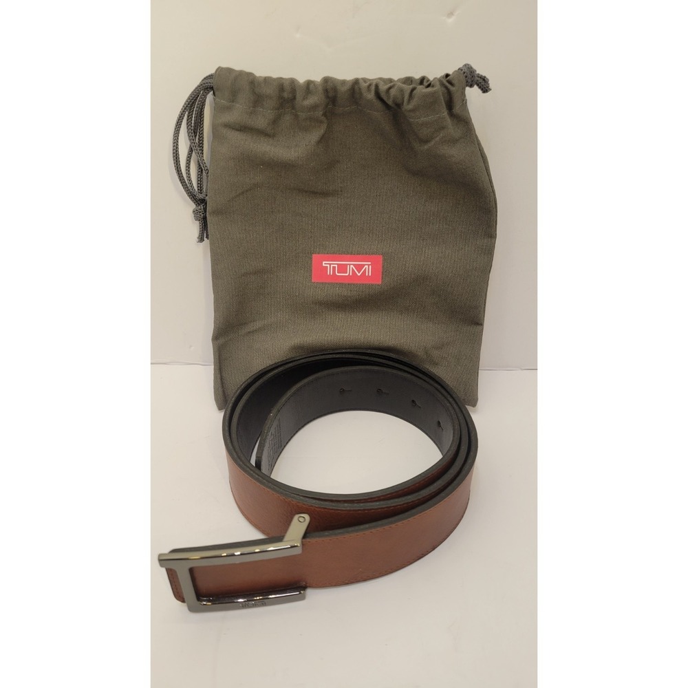 TUMI 15954 Men's Reversible Leather Belt 44/110 Brown Black Made France Bag